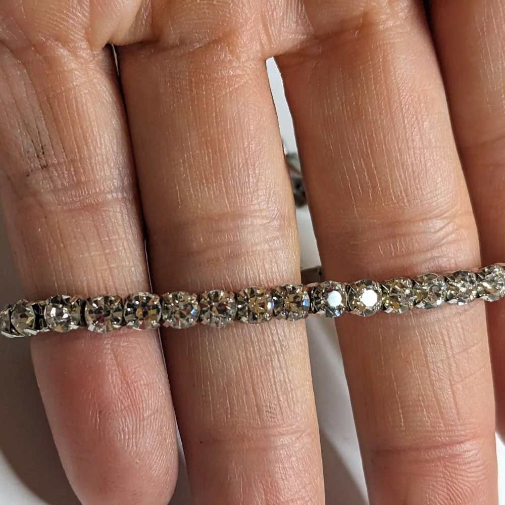 Silver-Tone‎ Rhinestone Bracelet Stretch & Metal Rhinestone Bracelet Set